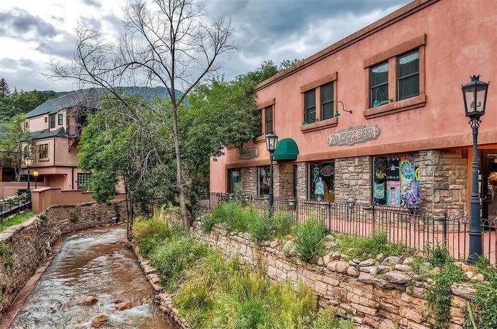 Vacation rental for 6 people, with balcony in Manitou Springs