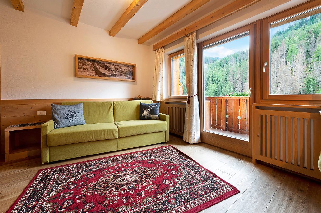Hel lägenhet, Apartment Lüch da Mirio App Pütia with Mountain View, Garden & Wi-Fi in Rumestluns, Wengen (Italia)