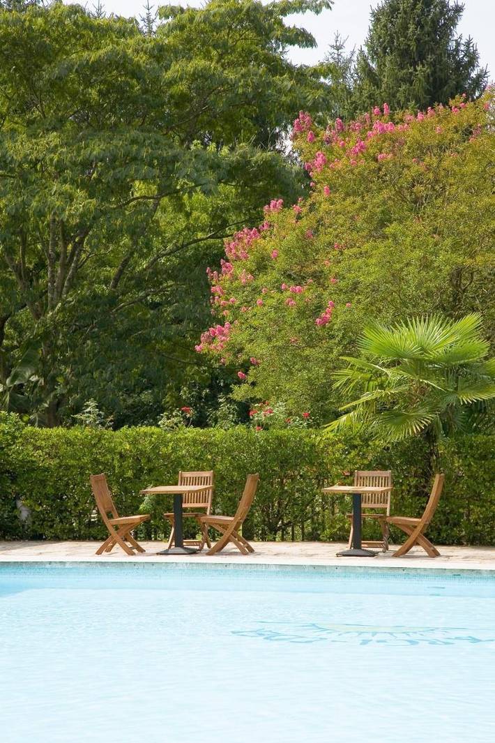 Hôtel pour 2 personnes, avec terrasse ainsi que piscine et jardin à Ainhoa - 4