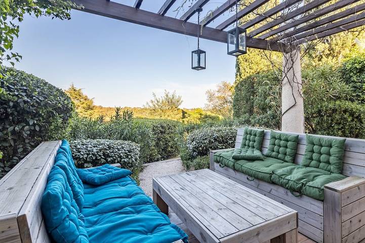 Villa pour 6 personnes, avec piscine et jardin, animaux acceptés à Grimaud