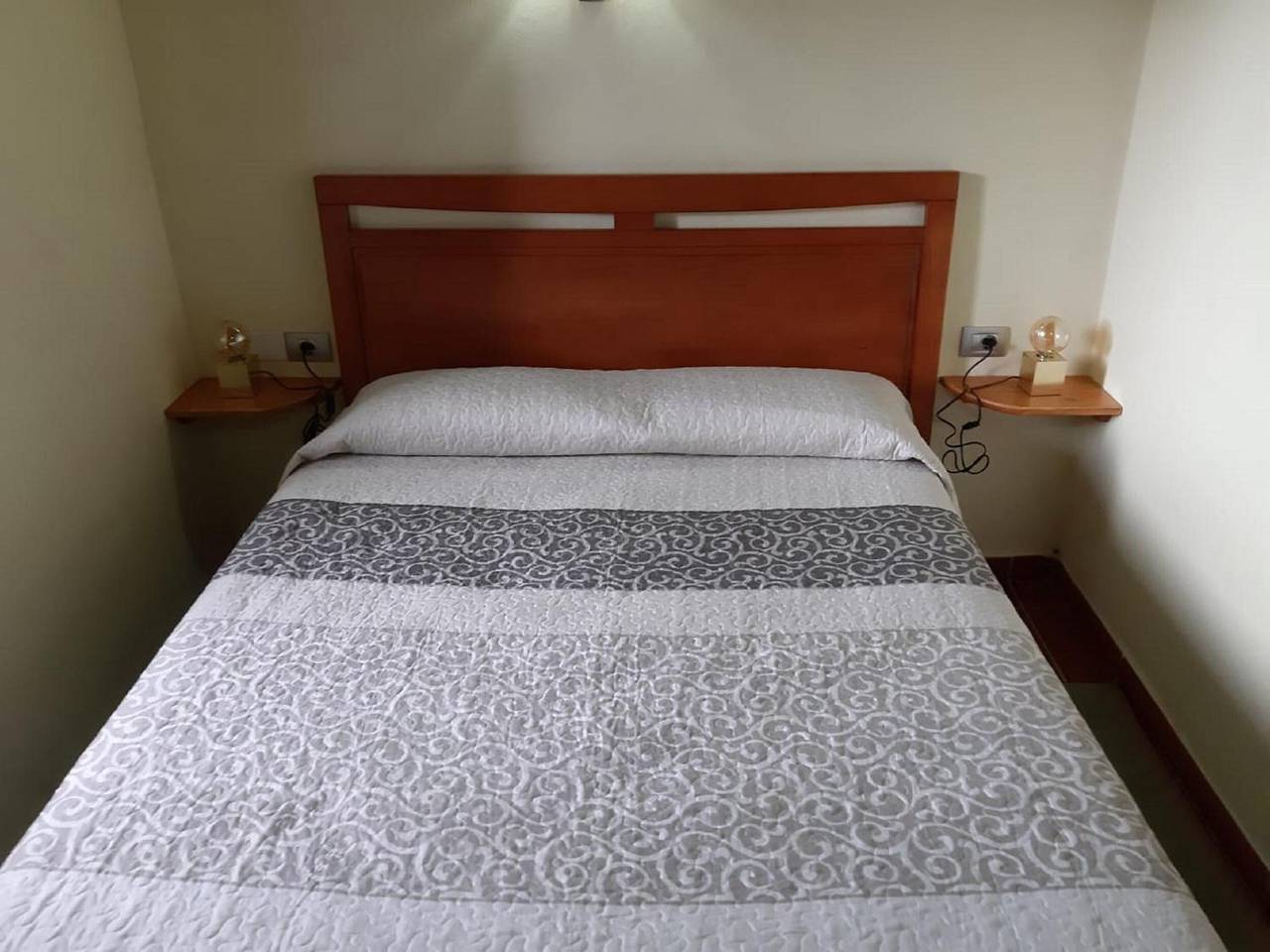 Apartamento El Peral en 'Casa Rural Los Perales' con vistas al mar, terraza compartida y Wi-Fi in El Mocanal, Valverde