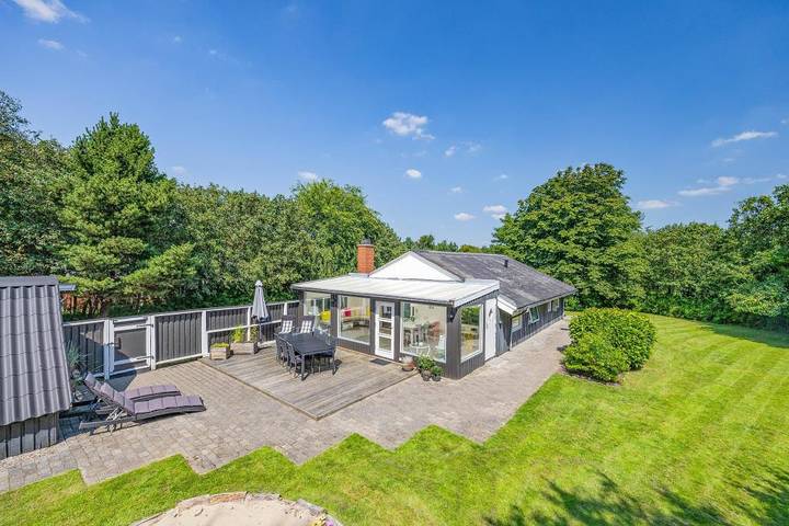 Villa für 6 Personen, mit Balkon/Terrasse in Jegum