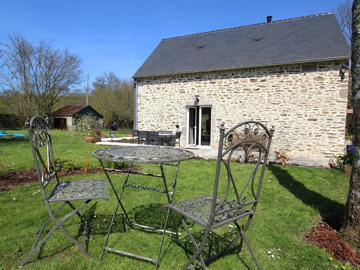 Gîte pour 5 personnes, avec jardin à Le Vast