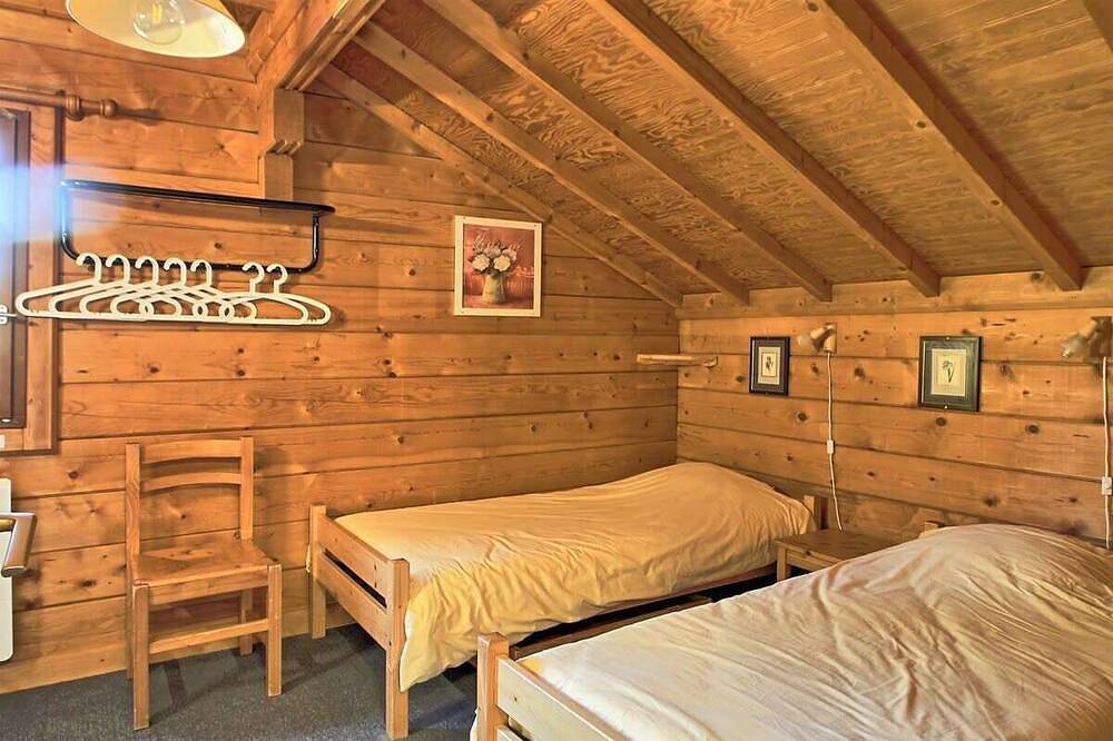 Casa-Les Heureux, magnifique chalet à Risoul 1850 in Station de Risoul, Risoul