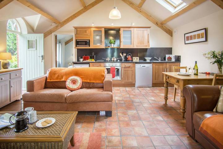 Holiday home for 2 people, with garden and terrace, with pets in South-Wales