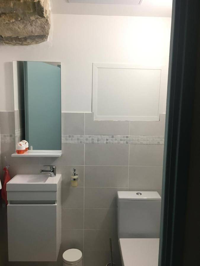 Gîte pour 5 personnes, avec jardin et piscine à Causses-et-Veyran - 3