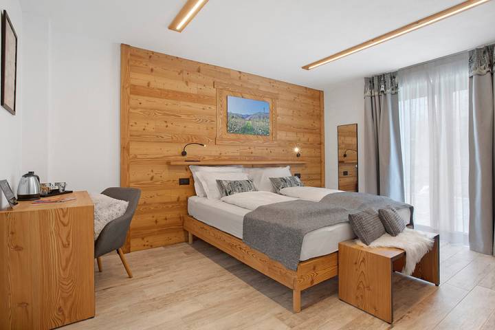 'Golden' Room with Mountain View, Wi-Fi and Air Conditioning in Saint-Pierre (Aosta Valley), Comune di Saint-Pierre