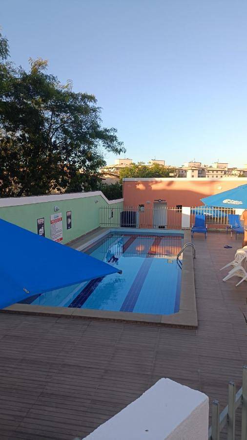 Casas e apartamentos de temporada para 4 pessoas, com piscina e jardim e ainda balcão and vista, adaptado a crianças em Ilhéus
