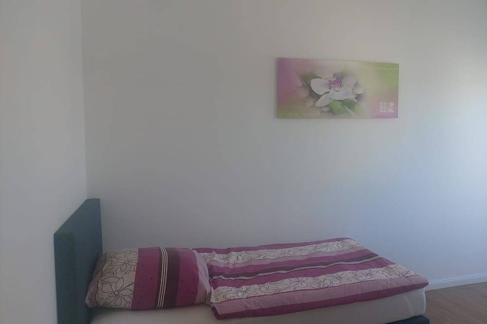 Ganze Wohnung, Ferienwohnung/App. für 3 Gäste mit 44m² in Hilden (157985) in Hilden, Düsseldorf und Umgebung