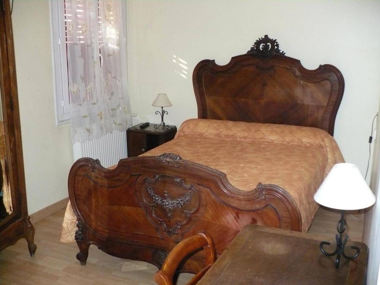 Double Room in Montélimar, Région de nyons