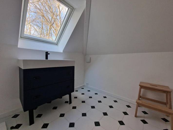 Location de vacances pour 6 personnes, avec terrasse et jardin dans Bâlines - 2
