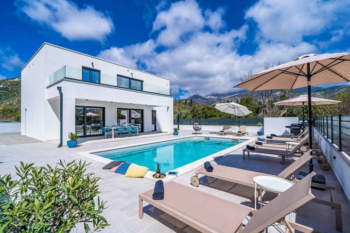 Villa pour 8 personnes, avec terrasse à Srebreno - 3