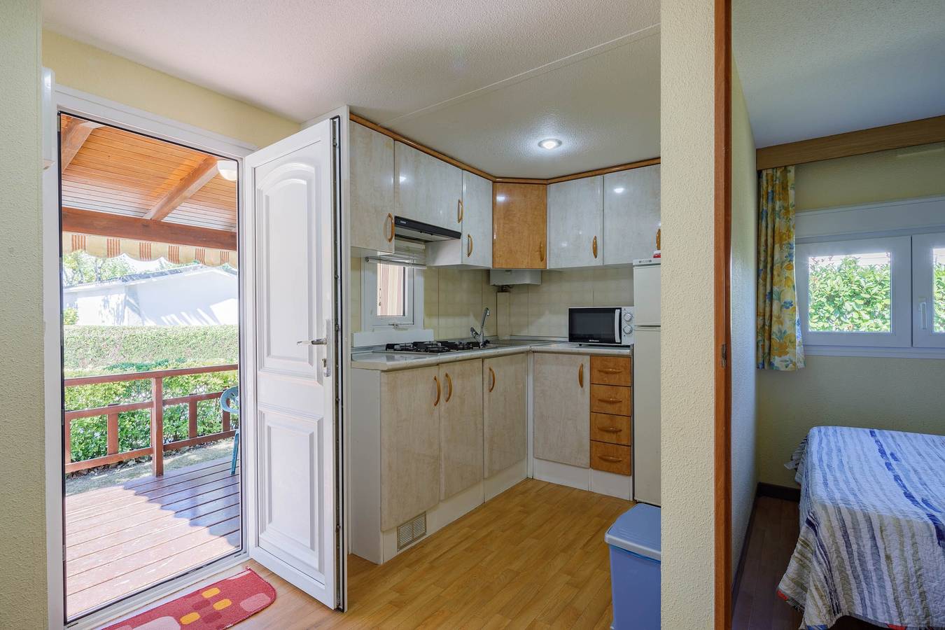 Bungalow 'B1' met privézwembad, privéterras en Wifi, foto 6