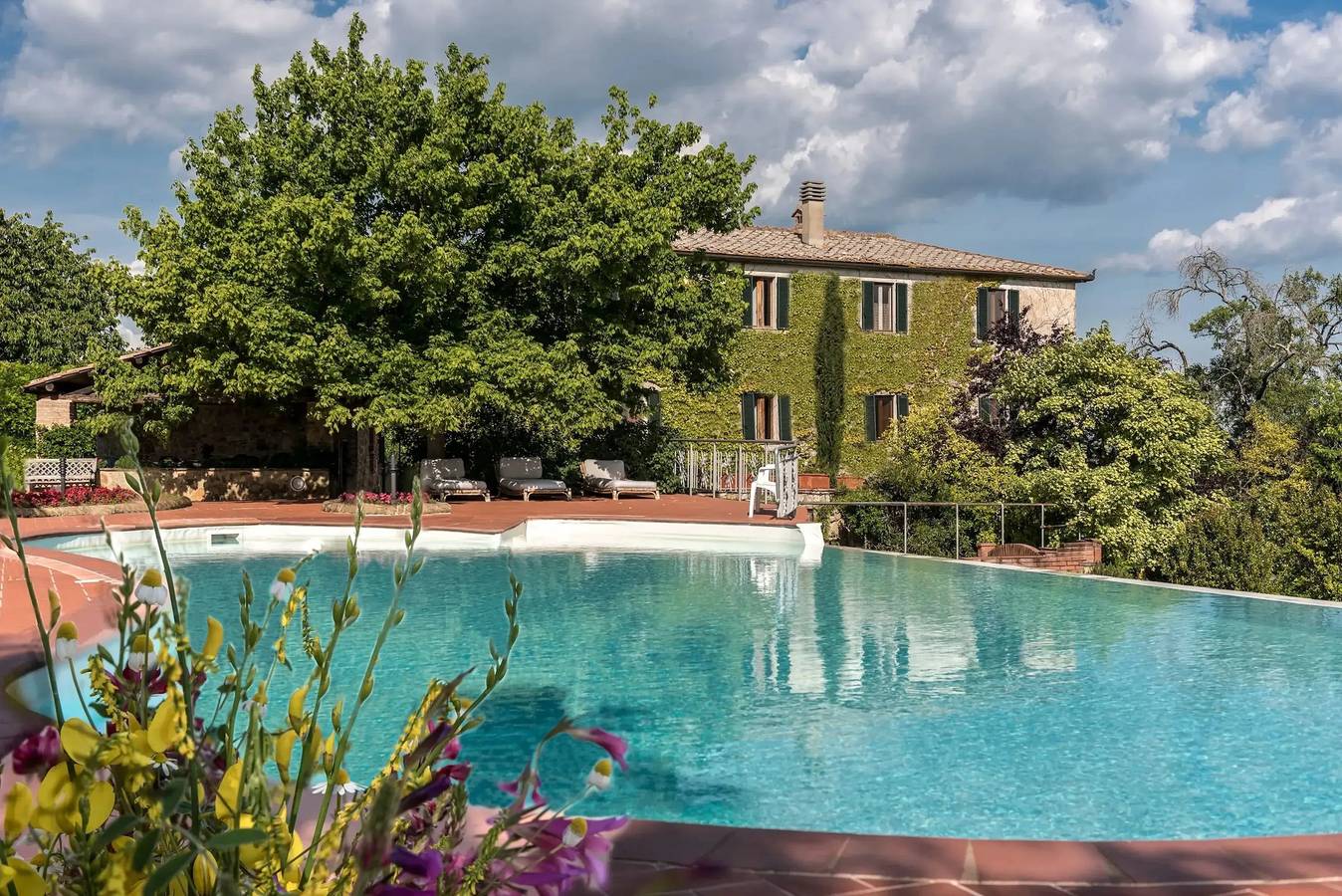 Hel lägenhet, Lägenhet med terrass och pool i Murlo in Murlo, Siena provins