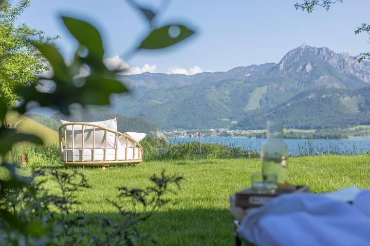 Appartement de vacances pour 2 personnes, avec vue sur le lac ainsi que jardin et vue, animaux acceptés