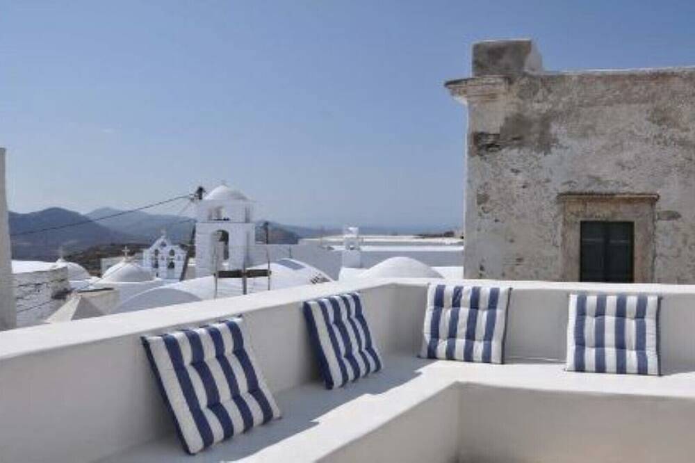 Amorgos Chora - Elegante Residenz, Innenhof und Terrasse mit Blick auf das Meer in Amorgos