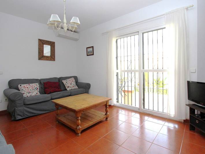 Entire apartment, Valparaiso Apartment Burriana Beach in Playa de Burriana, Nerja