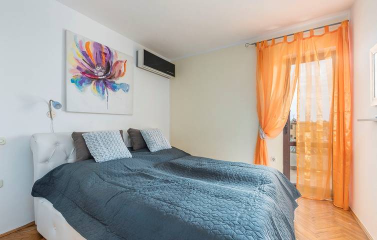 Ferienwohnung für 4 Personen, mit Balkon/Terrasse in Poreč