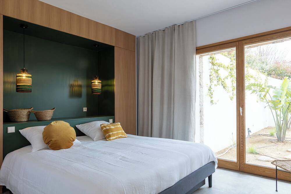 Villa Allegria with 6 bedrooms, swimming pool and sea view in Alata (Corsica), Ajaccio e dintorni