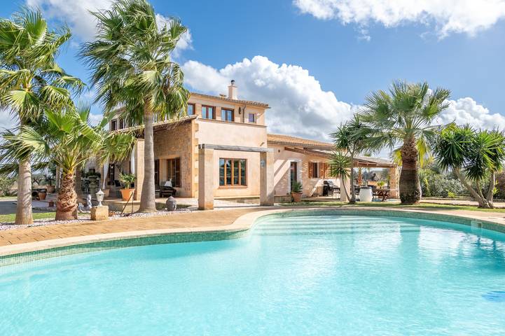 Villa 'Finca Aria - Wonderful' com vista para a montanha, piscina privada e Wi-Fi in Búger, Maiorca Centro