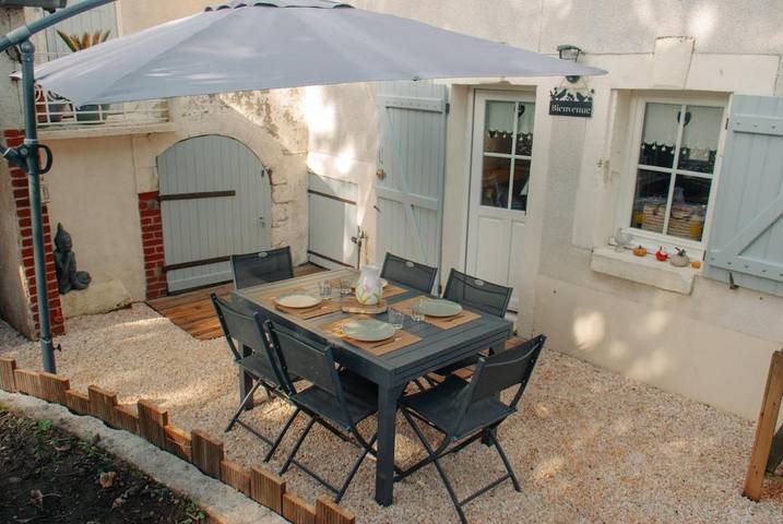 Location de vacances pour 4 personnes, avec jardin à Chargé - 4