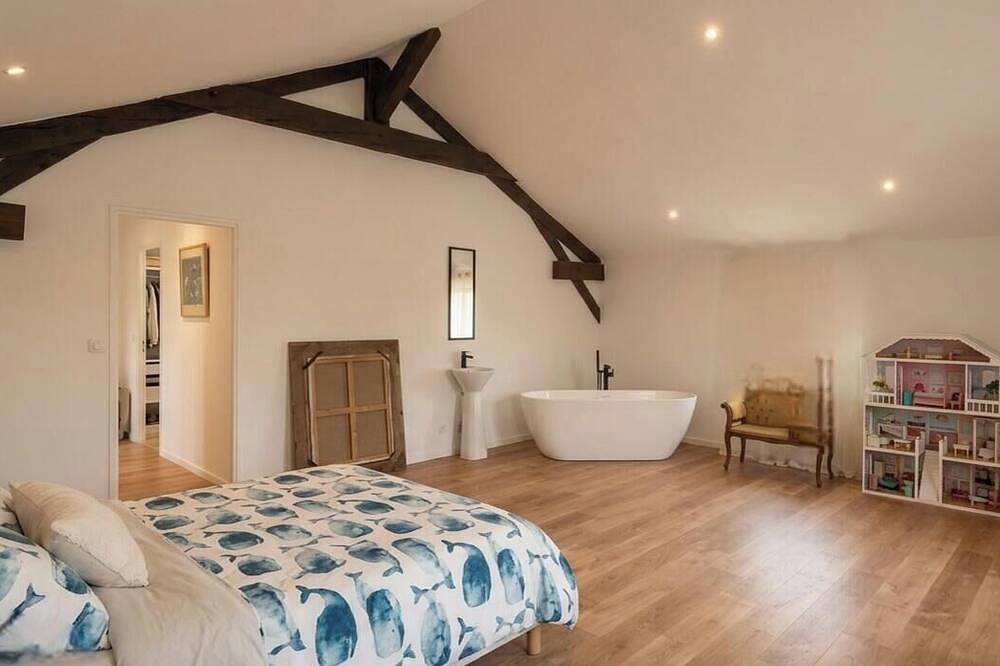 Luxury loft-style home in a quiet cul-de-sac in the city center.... in Salon-de-Provence, Costa mediterránea (Francia)