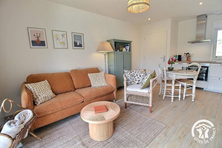 Gîte pour 2 personnes, avec terrasse à Ploulec'h - 3