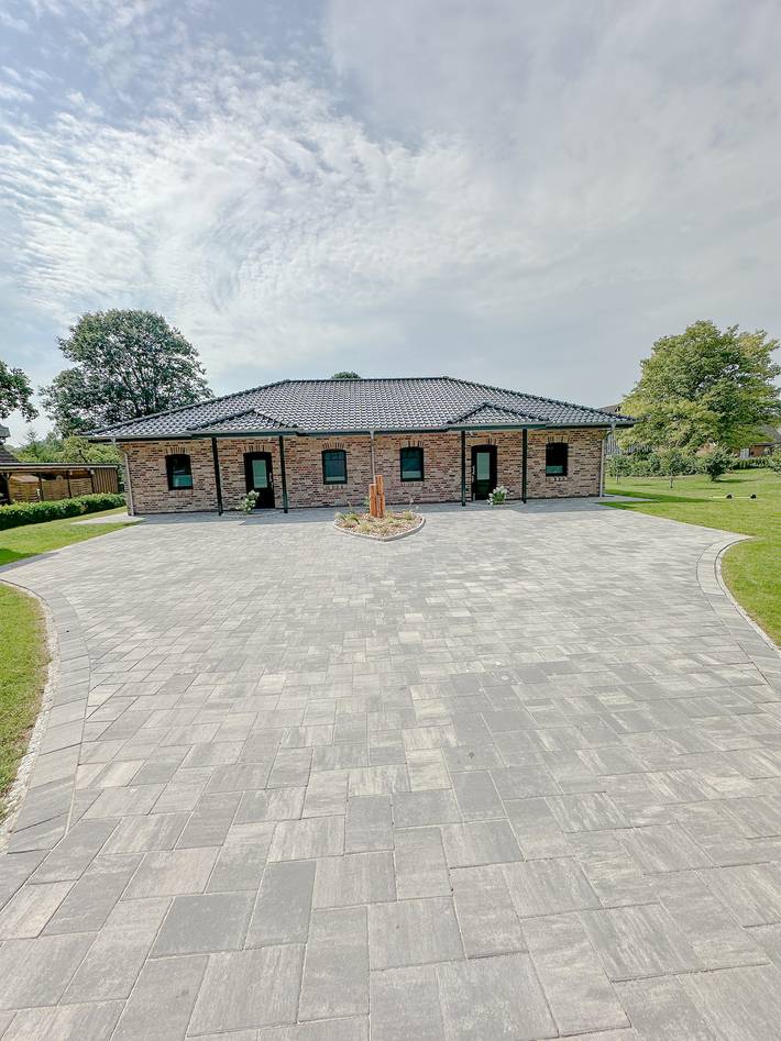 Ferienwohnung für 3 Personen, mit Terrasse und Garten in Bornholt