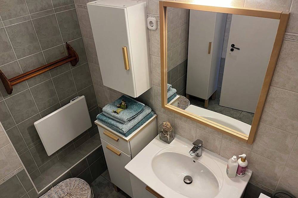 Ganze Wohnung, Discover Serenity: Stay at Our Visegrád Apartment! in Plintenburg, Duna Ipoly Nationalpark