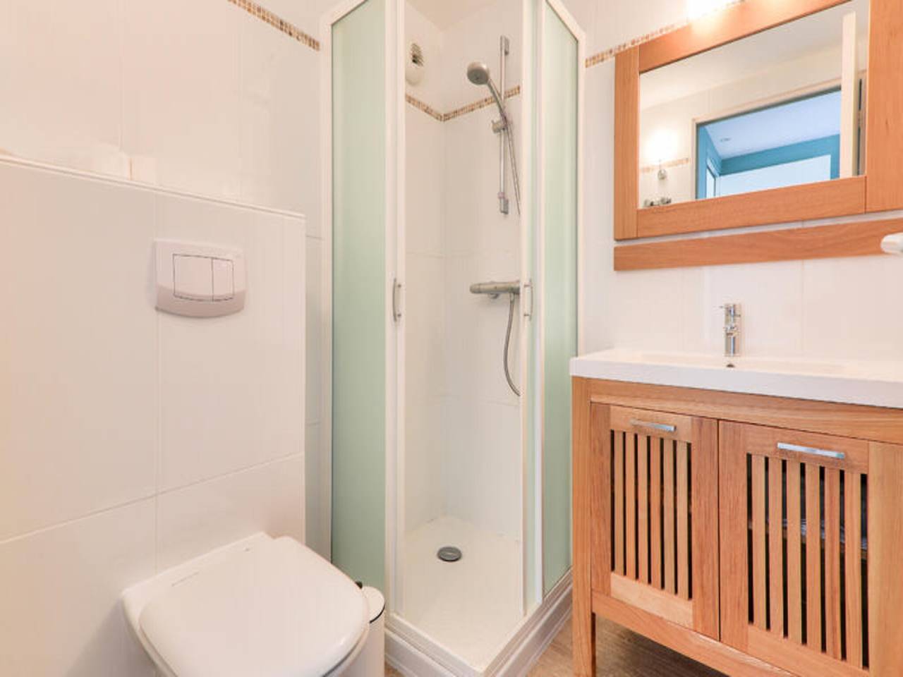 Apartamento entero, Apartamento junto al río Pénérf con piscina in Le Tour-du-Parc, Côte des Mégalithes