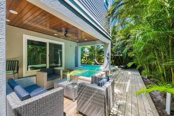 Vacation House for 15 Guests in Bradenton Beach, Anna Maria Island, Picture 2