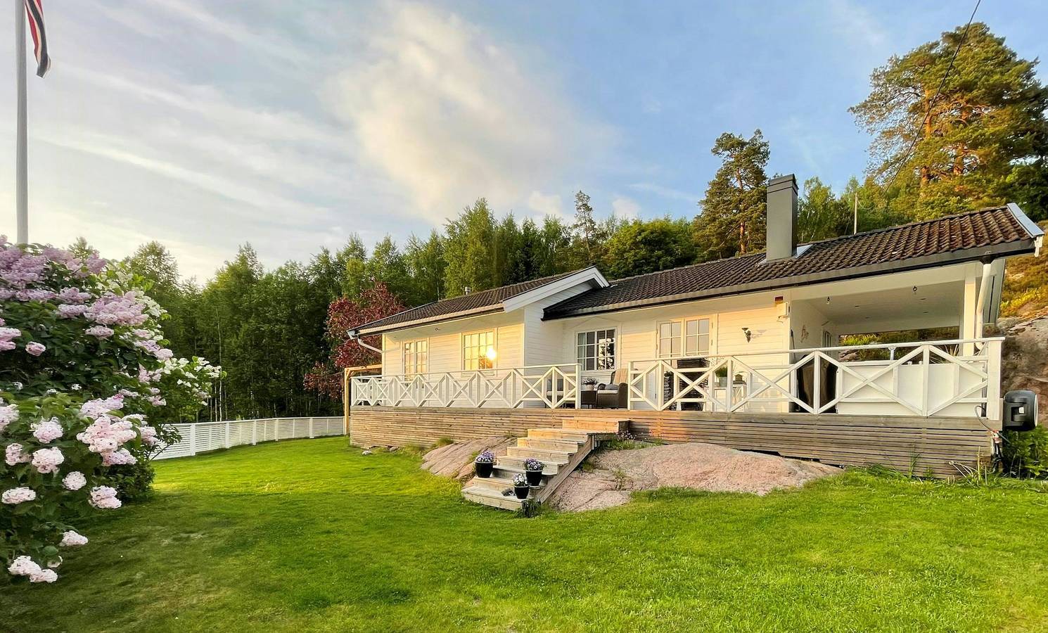 Meerblick und Waldruhe in Rødtangen in Hurum