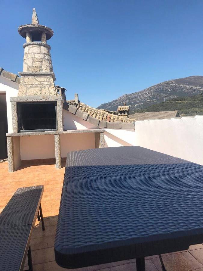 Apartamento entero, Apartment in Boltaña, Pirineo Aragonés