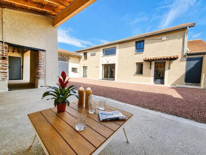 Maison de campagne pour 11 personnes, avec Terrasse et Jardin