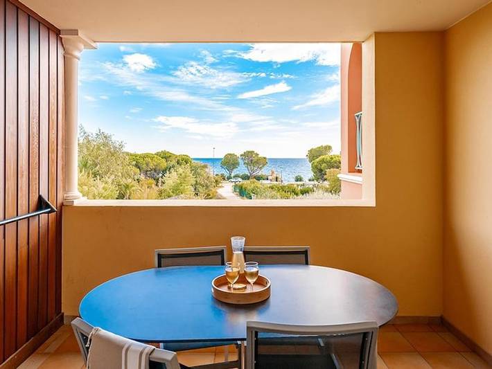 Camping pour 4 personnes, avec bassin pour enfant à Roquebrune-sur-Argens - 2