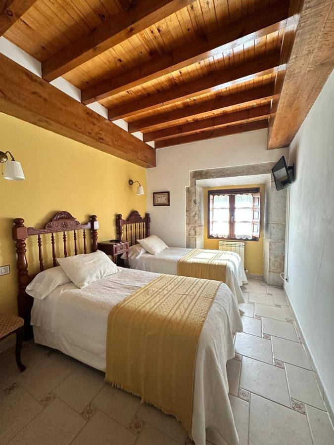 Four-Bedroom House in Las Arenas (Cabrales), Cabrales