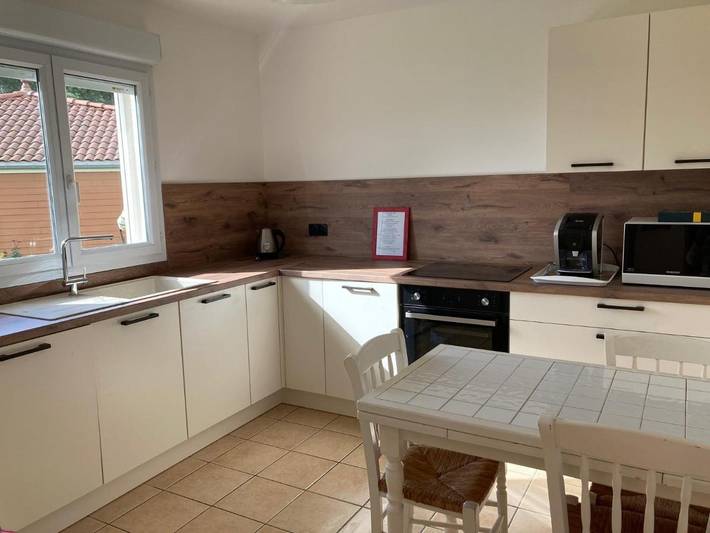 Location de vacances pour 6 personnes, avec jardin et vue à Charnay-lès-Mâcon - 3