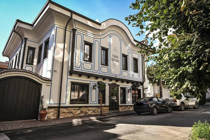 Maison d’hôte pour 4 personnes, avec sauna ainsi que jacuzzi et jardin