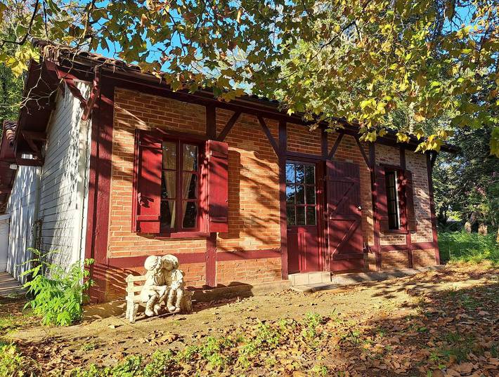 Maison de vacances pour 4 personnes, avec Terrasse et Jardin à Saint-Julien-en-Born