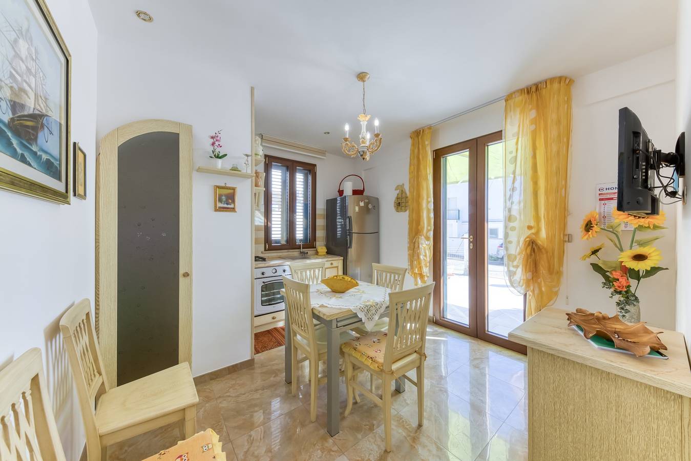 Appartamento intero, Appartamento 'Filomena 1' con terrazza privata e aria condizionata in Torre Vado, Golfo di Taranto