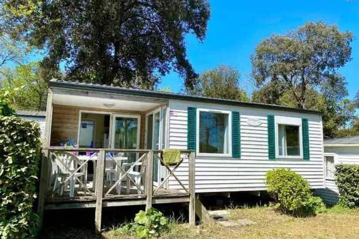 Camping pour 4 personnes à Saint-Georges-d'Oléron