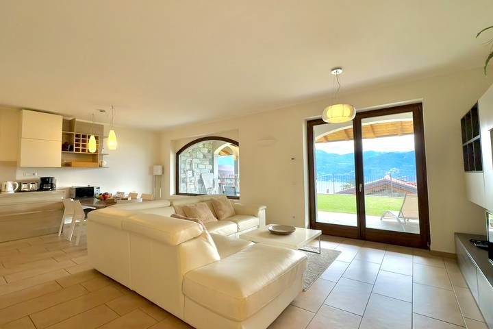 Villa für 6 Personen, mit Pool und Seeblick sowie Balkon, kinderfreundlich am Comer See - 4