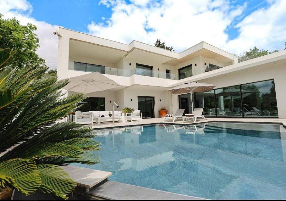Villa in Aix-en-Provence, Aix-en-Provence en omgeving