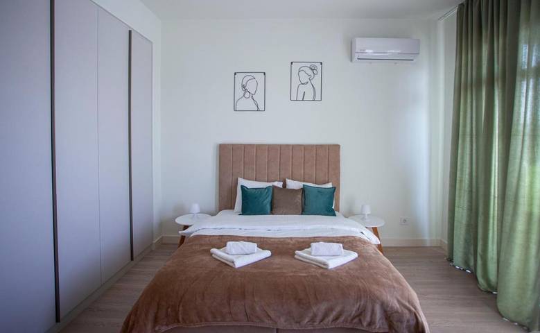 Apartamento para 2 personas, con vistas y terraza, Se admiten mascotas en Belgrado
