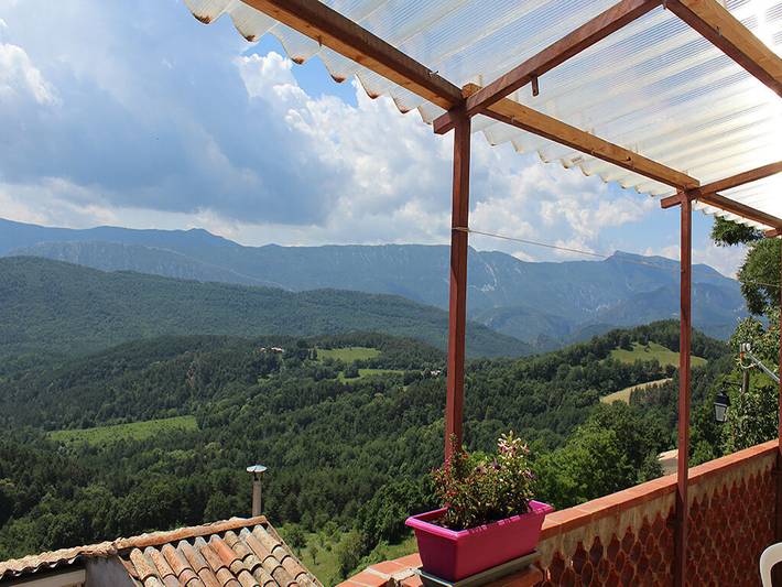 Gîte pour 5 personnes, avec Terrasse ainsi que Jardin et Vue dans les Alpes-de-Haute-Provence