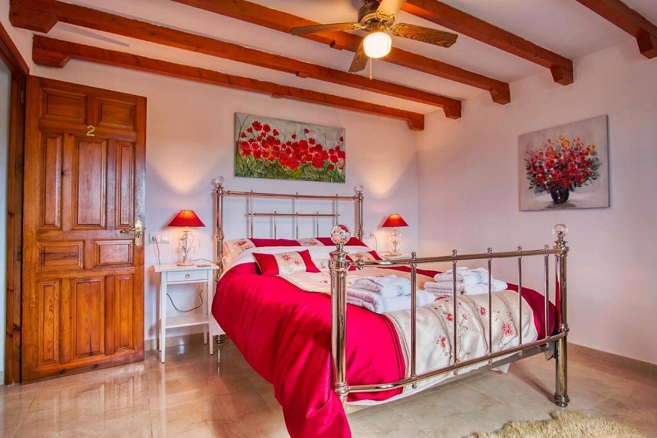 Family Room with Private Bathroom in Iznate, Costa del Sol