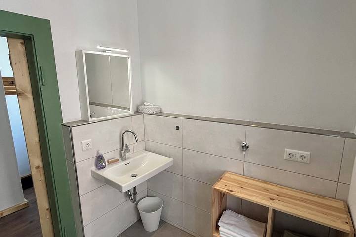 Ganze Wohnung, Fichtelzimmer - zentrale und moderne Ferienwohnung im Herzen von Wunsiedel in Wunsiedel, Landkreis Wunsiedel im Fichtelgebirge