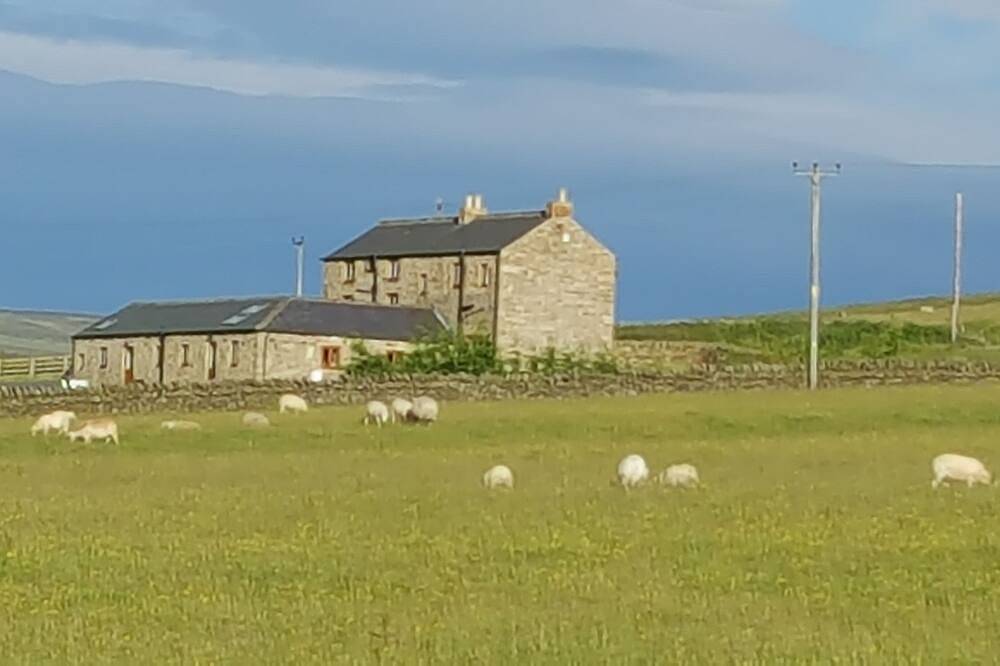 Watergreens Farm, Ca9 3Ld  Self-Catering holiday Accommodation in Cumbria in North Pennines AONB