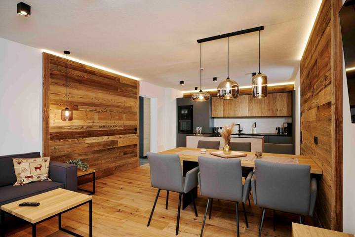 Ferienwohnung für 6 Personen, mit Pool und Terrasse sowie Sauna und Ausblick - 1