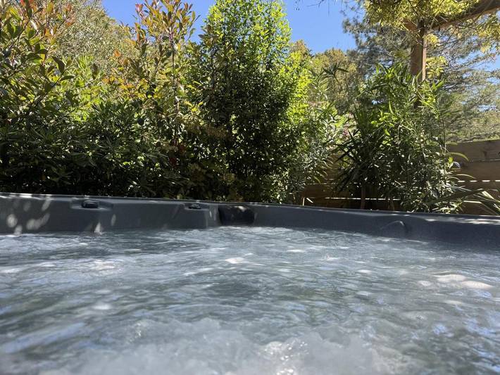 Chambre d’hôte pour 4 personnes, avec jardin et jacuzzi à Lecci